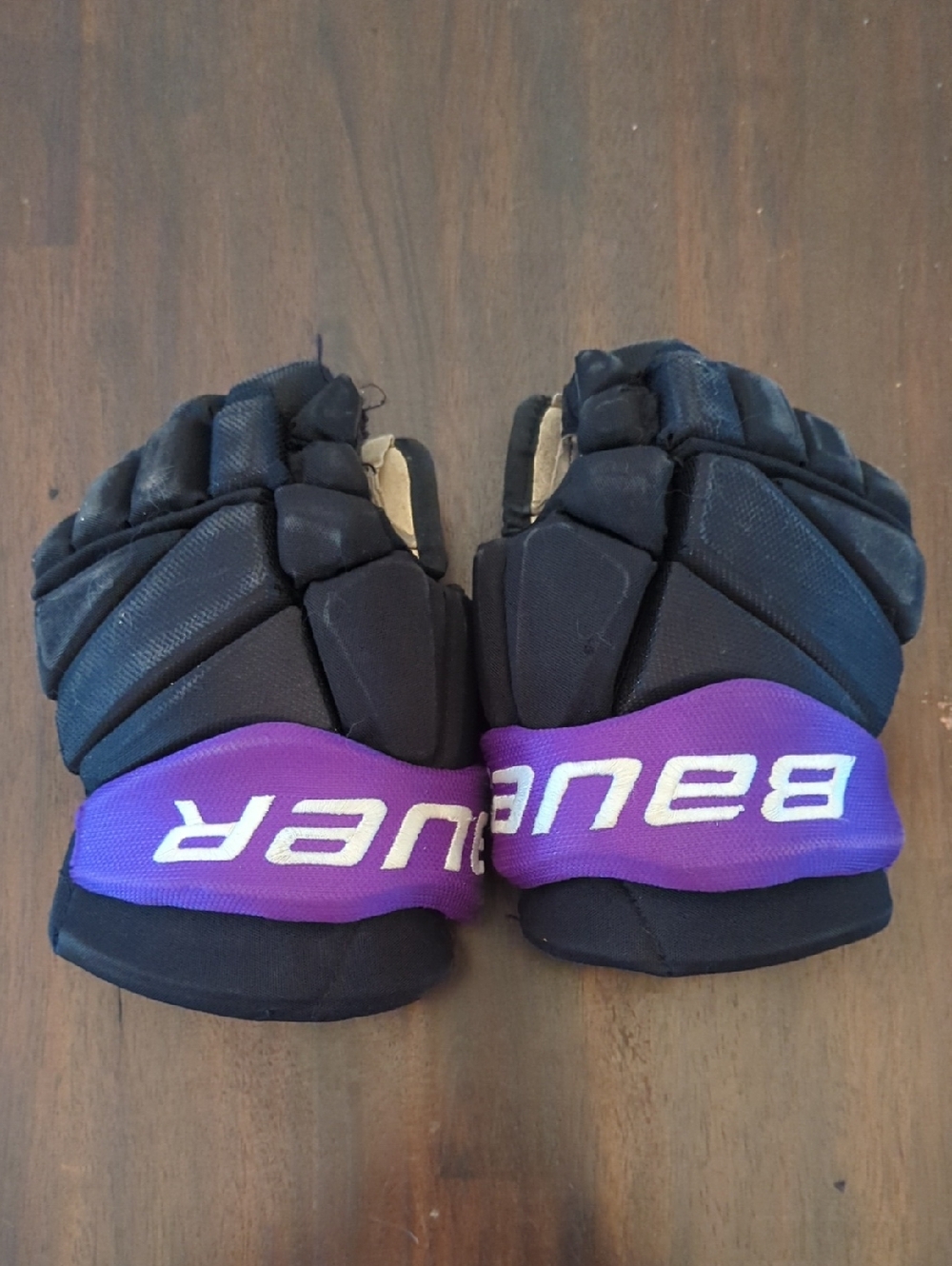 Kids - Bauer Black & Purple Hockey Gloves